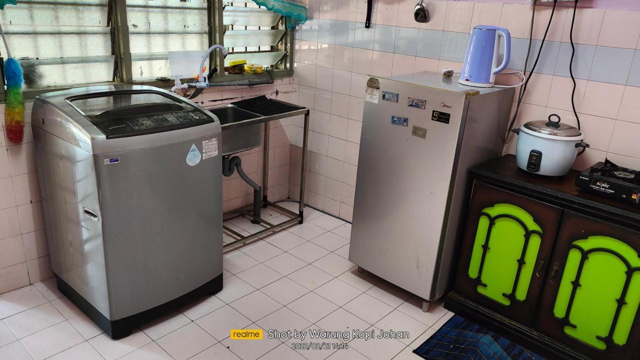 Homestay D' Tengah Bandar Kuala Rompin Exterior foto