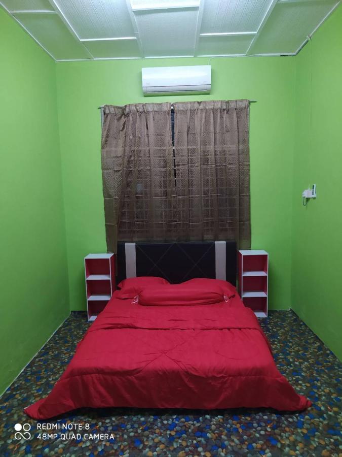 Homestay D' Tengah Bandar Kuala Rompin Exterior foto